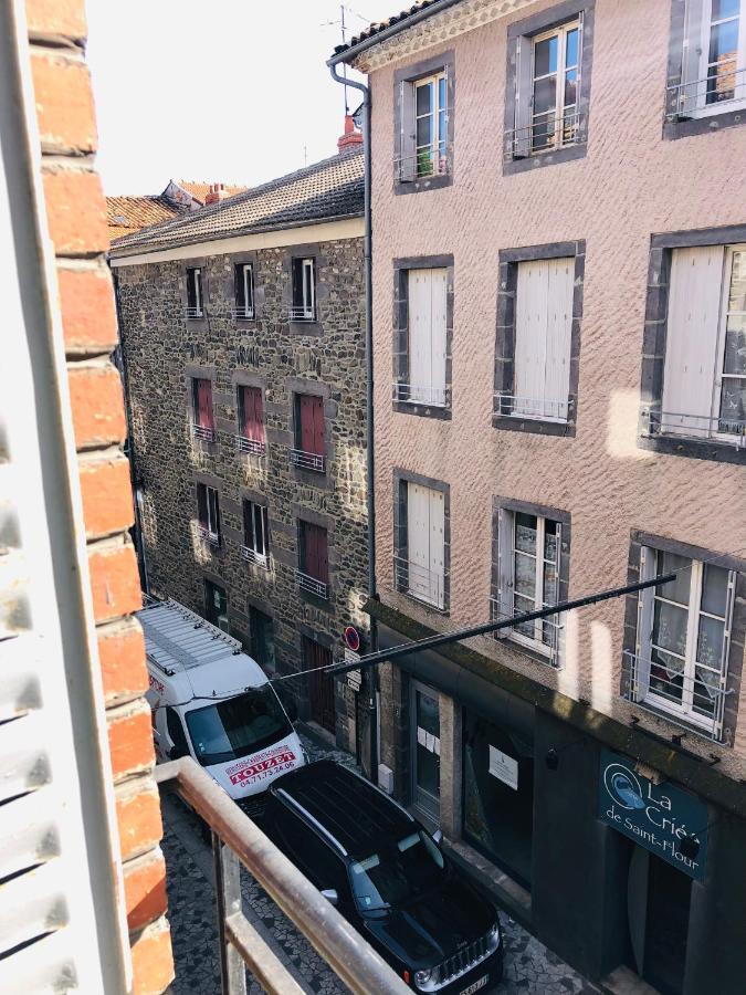 Appartement Cosy En Ville Haute Saint-Flour  Kültér fotó